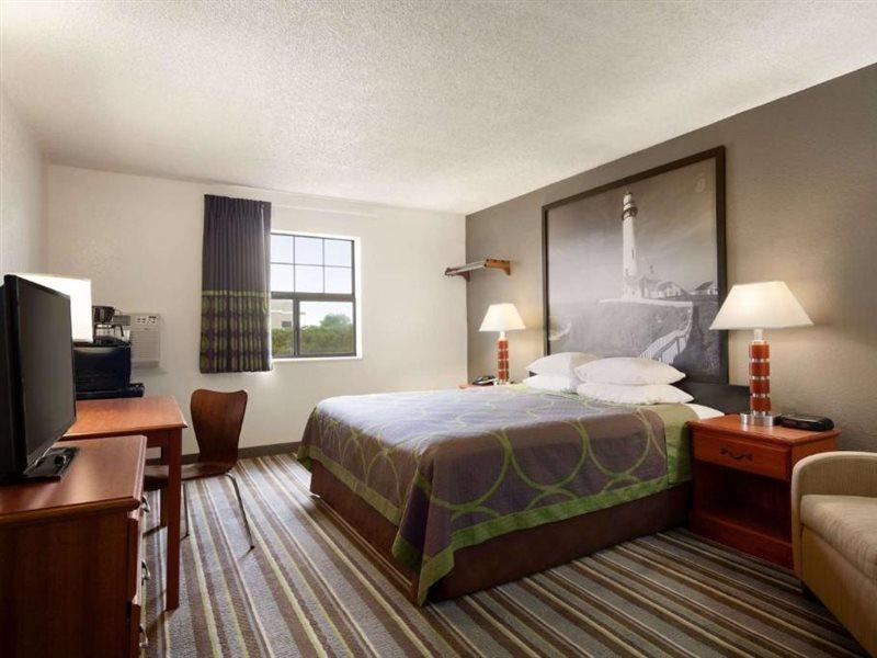 Готель Super 8 By Wyndham Colorado Springs/Afa Area Екстер'єр фото