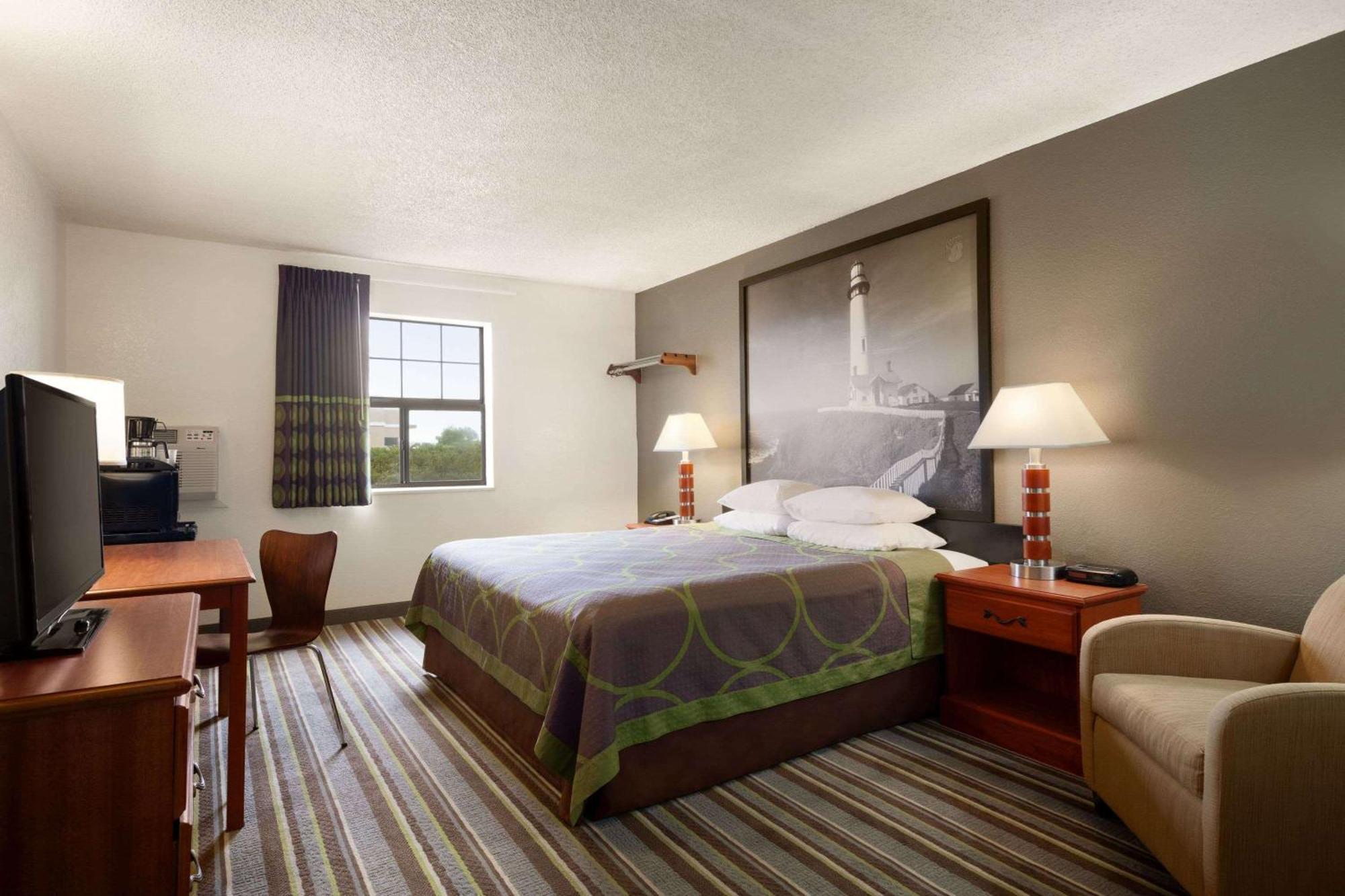 Готель Super 8 By Wyndham Colorado Springs/Afa Area Екстер'єр фото